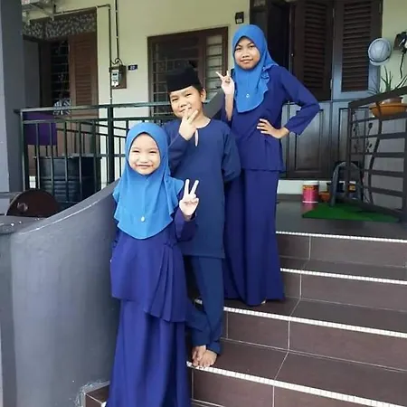 Homestay Teratakmuslim Khairul&Rozaini Melaka Exterior photo